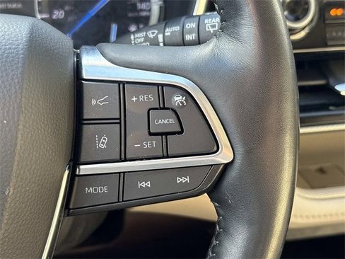 Used 2020 Toyota Highlander Platinum image 33
