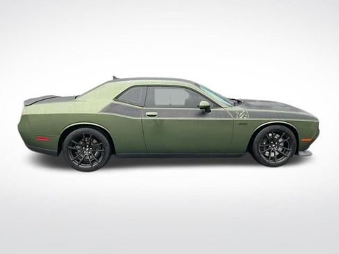 Used 2018 Dodge Challenger T/A image 8