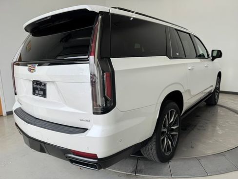 Used 2021 Cadillac Escalade ESV Sport w/ Driver Assist Tech Package RWD image 29
