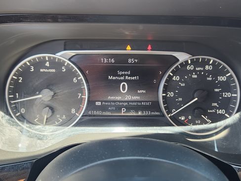 Used 2025 Nissan Pathfinder SV AWD/4WD image 11