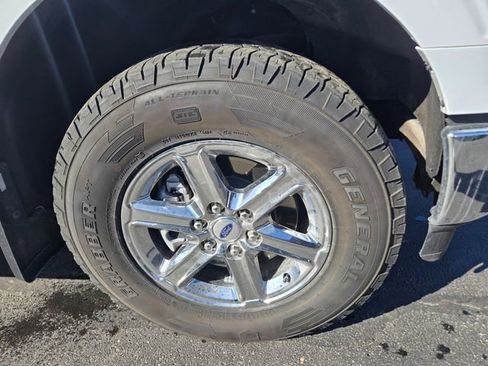 Used 2024 Ford F150 XLT w/ FX4 Off-Road Package image 37