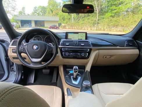 Used 2018 BMW 330i xDrive Sedan image 38