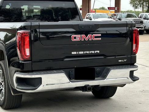 Used 2025 GMC Sierra 1500 SLT image 6