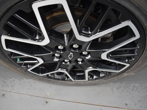 Used 2024 Chevrolet Blazer RS w/ Enhanced Convenience Package image 9