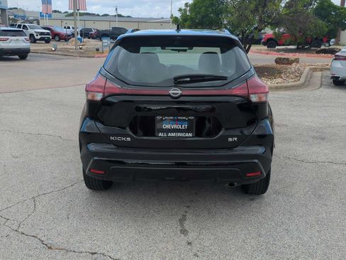 Used 2024 Nissan Kicks SR FWD image 7