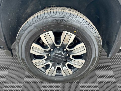 Certified 2024 GMC Sierra 2500 Denali w/ Denali Reserve Package image 34