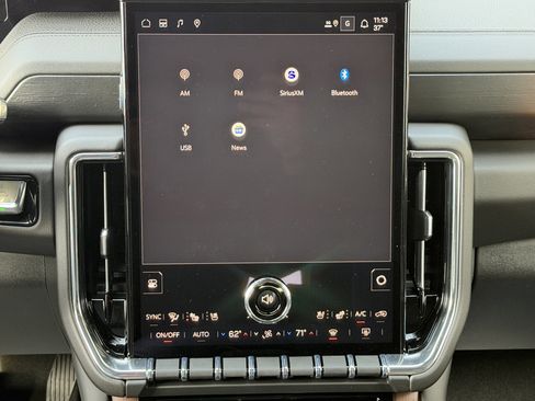 New 2026 GMC Yukon Denali w/ Sun & Power Step Package image 28