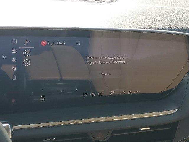 Certified 2025 Buick Envision Preferred AWD/4WD image 27