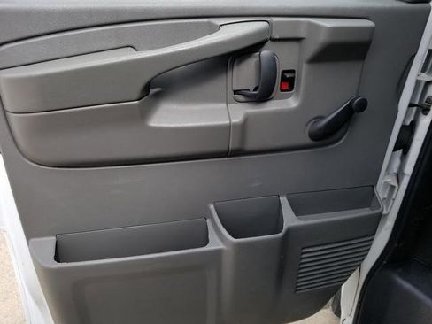 Used 2013 Chevrolet Express 1500 LS image 11