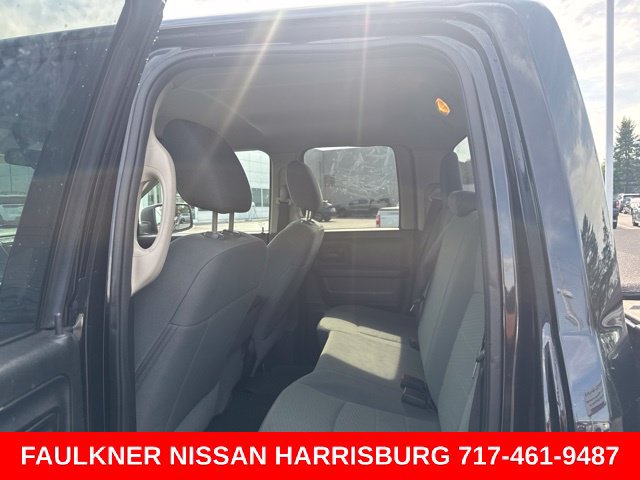 Used 2017 RAM 1500 Express w/ Black Ram 1500 Express Group AWD/4WD image 11