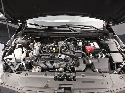 Used 2023 Nissan Altima 2.5 SL FWD image 17