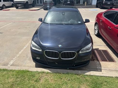 Used 2013 BMW 750Li RWD image 3