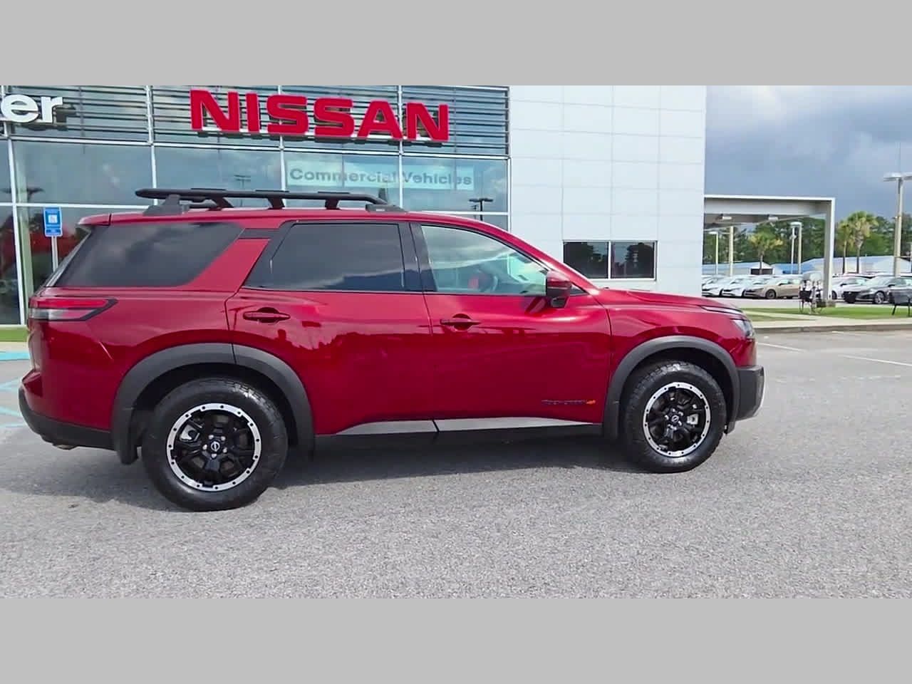 Used 2024 Nissan Pathfinder Rock Creek AWD/4WD image 35
