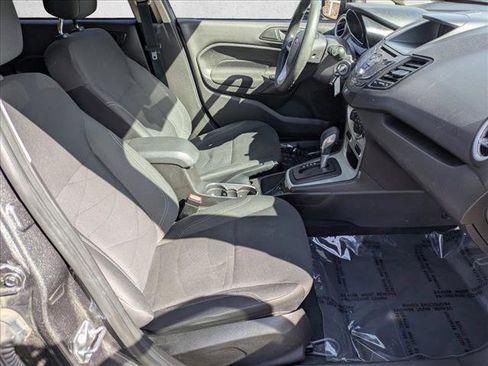 Used 2018 Ford Fiesta SE image 19