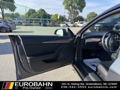 Used 2023 Tesla Model 3 Standard Range RWD image 15