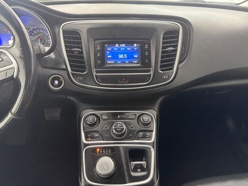 Used 2015 Chrysler 200 C image 18