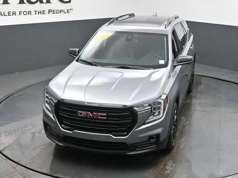 Used 2023 GMC Terrain SLT w/ Tech Package FWD image 46