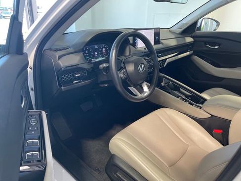 Certified 2024 Honda Accord Touring image 7