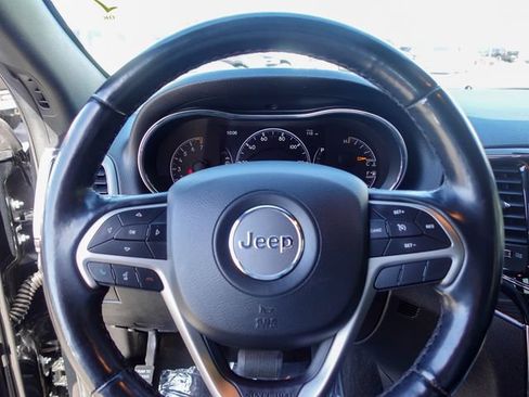 Used 2022 Jeep Grand Cherokee Limited AWD/4WD image 12