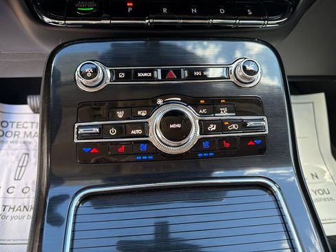 Used 2022 Lincoln Nautilus Reserve w/ Equipment Group 201A FWD image 22
