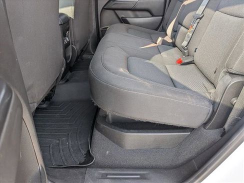 Used 2019 Chevrolet Colorado LT image 19