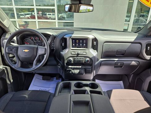 Used 2024 Chevrolet Silverado 1500 Custom w/ Turbomax Blackout Package AWD/4WD image 18