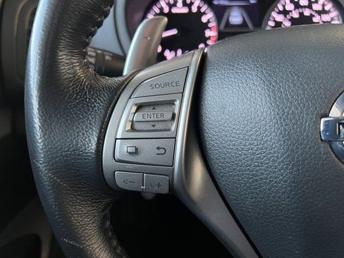 Used 2013 Nissan Altima 3.5 SV image 24