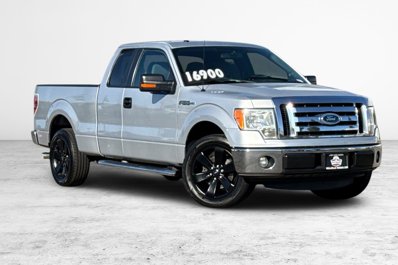 Used 2012 Ford F150 XLT w/ XLT Convenience Pkg RWD image 2