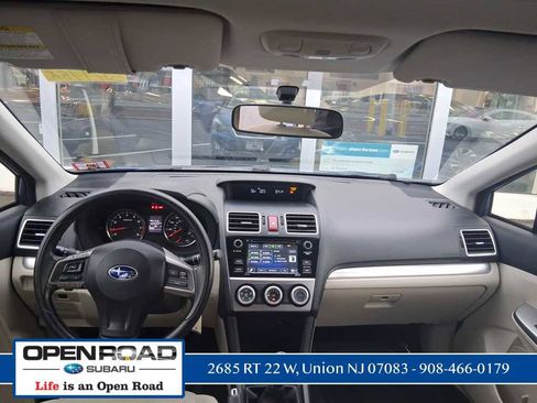 Used 2015 Subaru Crosstrek 2.0i Premium image 11