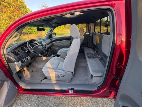 Used 2006 Toyota Tacoma 4x4 Access Cab V6 image 18