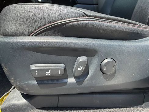 Used 2021 Toyota 4Runner Venture w/ Moonroof Package AWD/4WD image 14