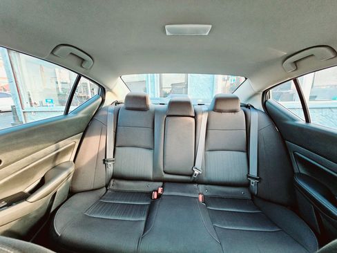 Used 2023 Nissan Altima 2.5 SV image 31