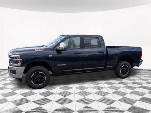New 2027 RAM 2500 Laramie AWD/4WD image 7
