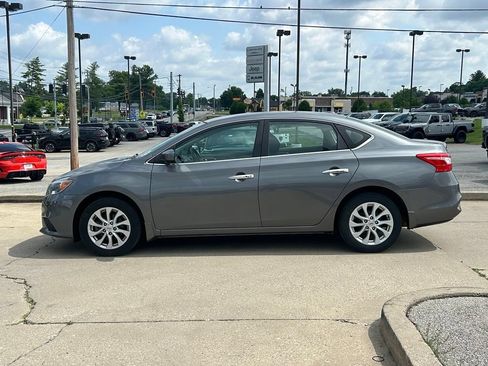 Used 2019 Nissan Sentra SV FWD image 9
