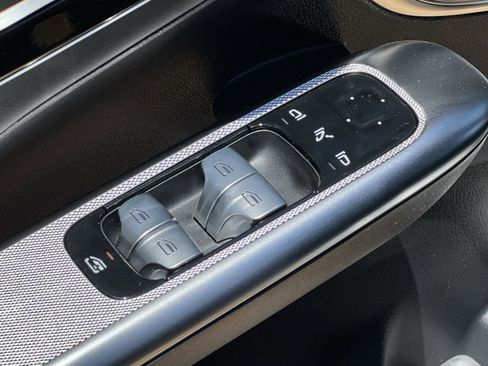 New 2026 Mercedes-Benz GLC 300 4MATIC image 20