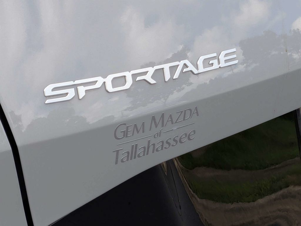 Used 2023 Kia Sportage SX FWD image 13