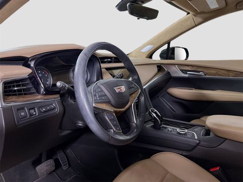 Used 2023 Cadillac XT5 Premium Luxury w/ Platinum Package image 10