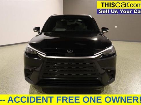 Used 2025 Lexus TX 350 AWD image 2