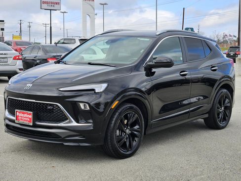 Used 2024 Buick Encore GX Sport Touring w/ Comfort Package image 4