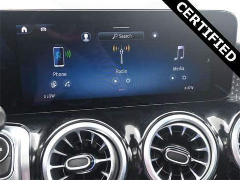 New 2024 Mercedes-Benz GLB 250 4MATIC image 6