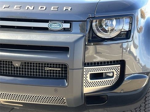 Used 2022 Land Rover Defender 110 X-Dynamic HSE image 8