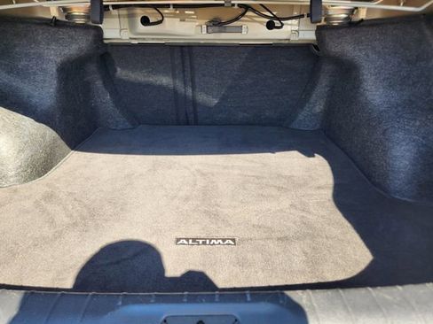 Used 2024 Nissan Altima 2.5 SV image 33