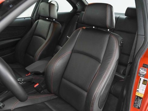 Used 2011 BMW 1 Series M image 34