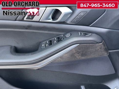 Used 2022 BMW X5 xDrive45e w/ M Sport Package AWD/4WD image 11