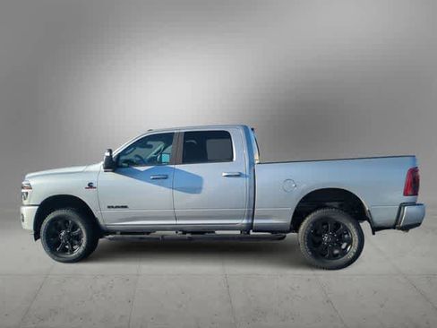 New 2026 RAM 2500 Laramie AWD/4WD image 5