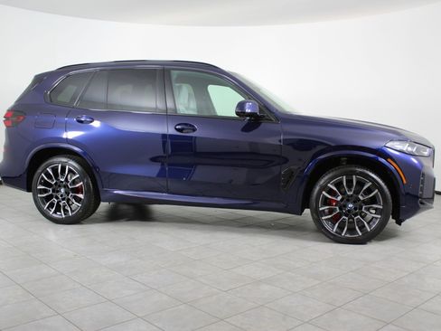 New 2026 BMW X5 xDrive40i w/ M Sport Package image 8