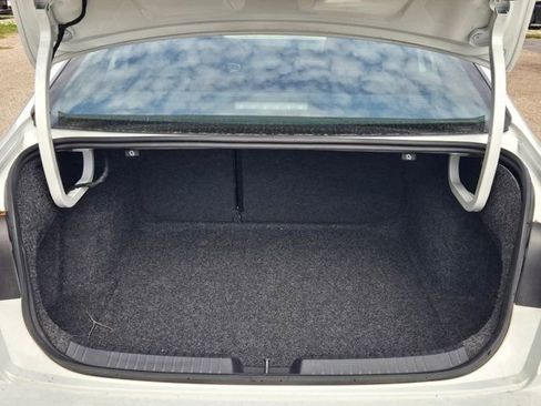 Used 2025 Volkswagen Jetta Sport FWD image 7