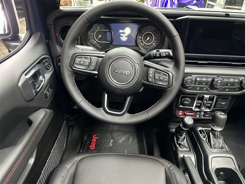 New 2026 Jeep Wrangler Unlimited Rubicon w/ Xtreme 35 Tire Package image 10