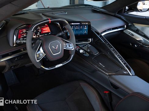 Used 2025 Chevrolet Corvette Z06 w/ Battery Protection Package image 19