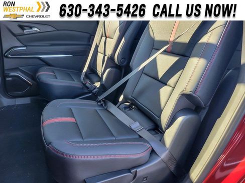 New 2026 Chevrolet Traverse RS image 9